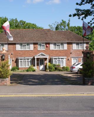 All Seasons Gatwick Guest House & Parking