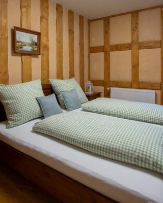 Naturhof-Papiermühle 3 Bett-Zimmer Immergrün