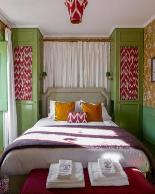 Rosegarden Essence Sintra - by Unlock Hotels