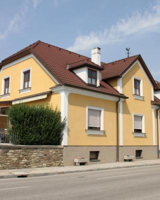 Gästehaus Fischer Rohrendorf