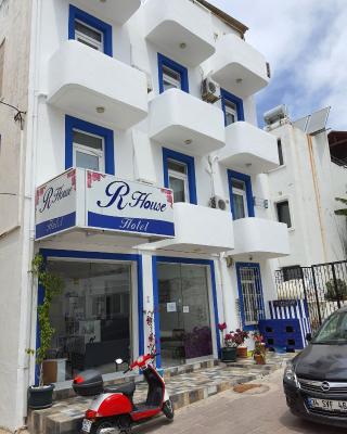 R HOUSE HOTEL