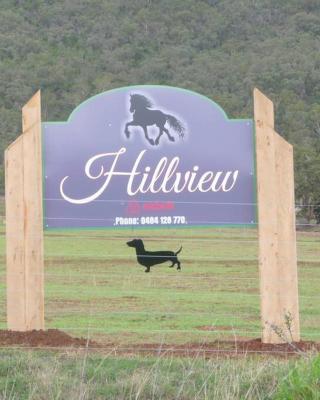 Hillview, a quiet country escape with views.