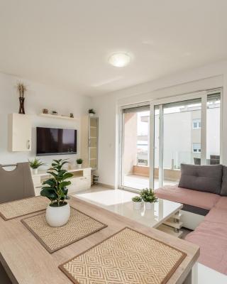 Zoran brand new modern apartments