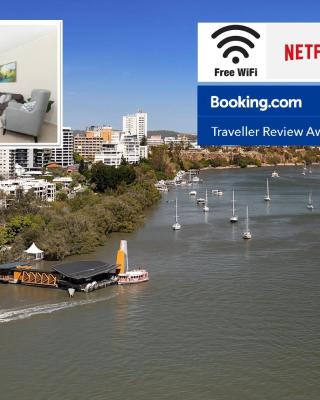 Amazing River View - 3 Bedroom Apartment - Brisbane CBD - Netflix - Fast Wifi - Carpark