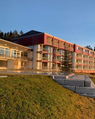 Hotel Saigerhöh Wellness Spa Golf Wandern über dem Titisee