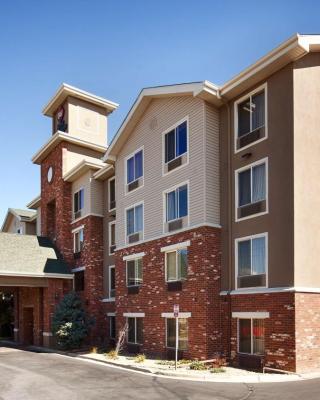 Best Western Plus Gateway Inn & Suites - Aurora