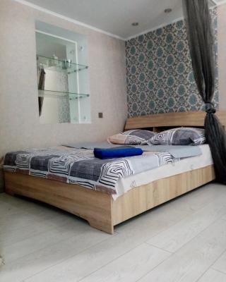 Semi-luxury Apartment on Kamenogorskaya 13