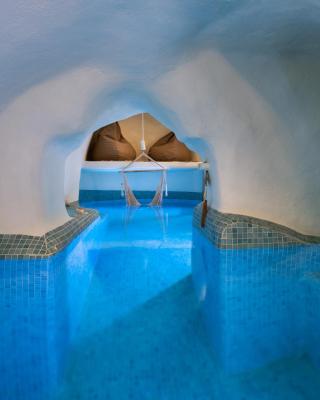 Mystagoge cave pool/jacuzzi, cellar and hammam