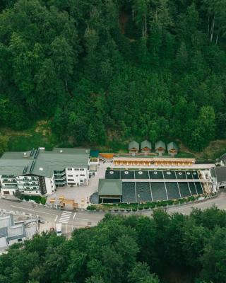 Lostrita - Pastravarie, Hotel & SPA