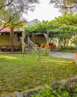 villa Touzla
