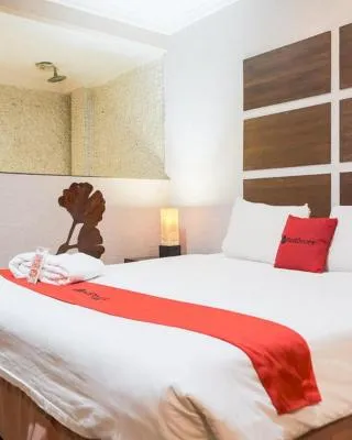 RedDoorz near Waterboom Lippo Cikarang