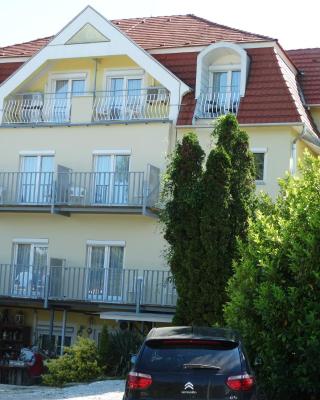 Pensili Apartmanház Balatonfüred