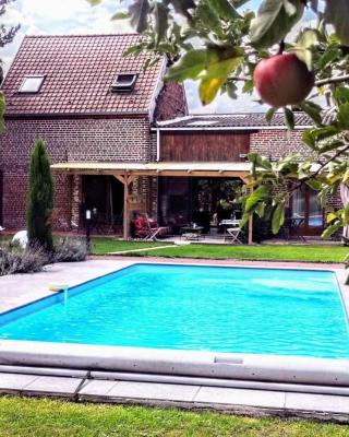 chambres d hotes ,hotel ,Secret d'une Nuit a vicq prės de onnaing,avec piscine