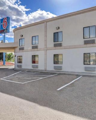 Motel 6-Espanola, NM