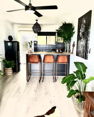 Coastal Villa Island Views