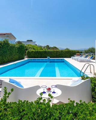Splendida Villa con vista mozzafiato e piscina