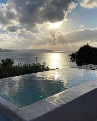 Krios Luxury Suites