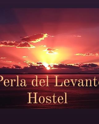 Perla del Levante Hostel