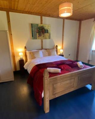 The Cosy Cabin