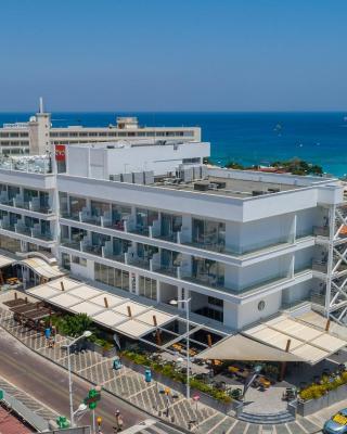 Protaras Plaza Hotel