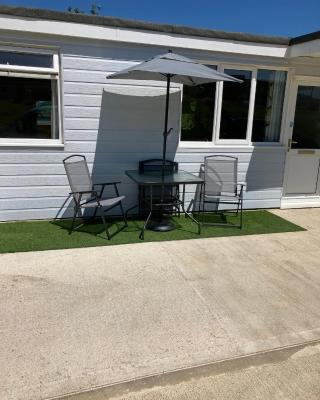 8 Sandy Bottom Sandown Bay Holiday Park, reduced ferry, please contact us