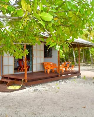 Hiti Tikehau, the ocean side bungalow