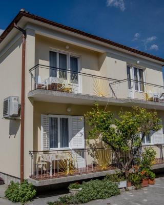 Apartments Ljubica Banjol