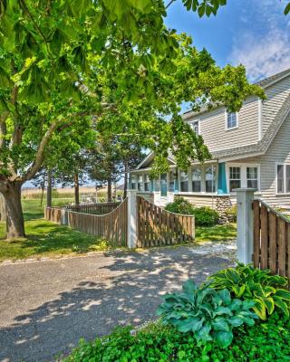 Common Fence Point Cottage with Ocean Views!