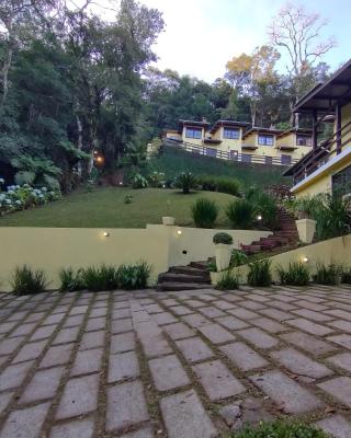 Pousada Villa de charme hospedagem com hidromassagem e lareira