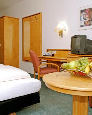 Matchpoint Hotel