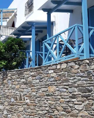Roula's Studios