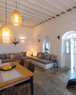 NIREAS STONEHOUSE IN APOLLONIA SIFNOS