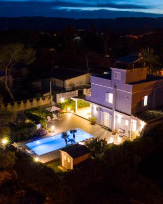 Villa Lucilla Charming House - Fontane Bianche
