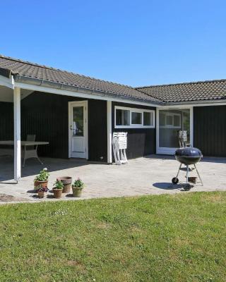 4 person holiday home in Gilleleje-By Traum