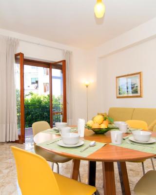 Casa Enza, for up to 5 people, Sorrento center