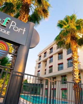 Leaf Port Hotel