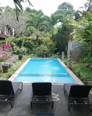 Taman Lituhayu Cottages