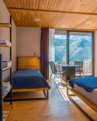 Vache Hotel