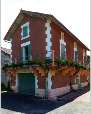 Maison de location saisonnière en Périgord Vert