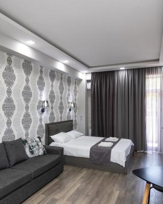 Golden Room Apartments 04