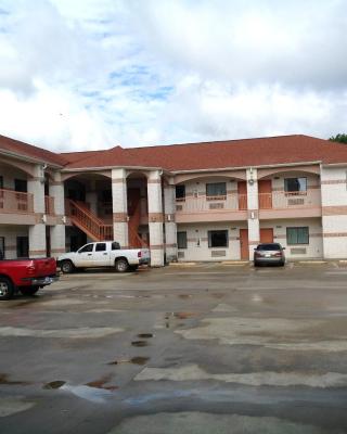 Executive Inn & Suites