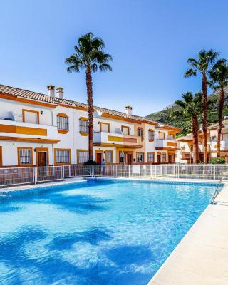 Awesome Home In Benaoján