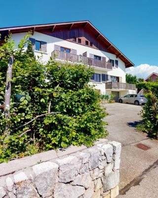 Apartment with 2 bedrooms for 4 people in Annecy-le-Vieux