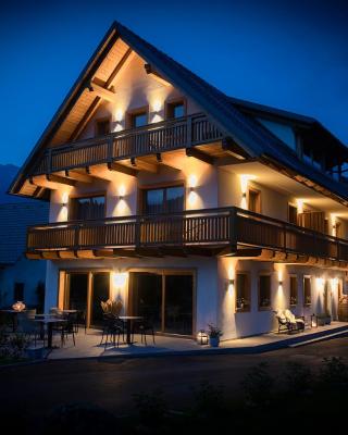 House Troha - Rooms & Apartments