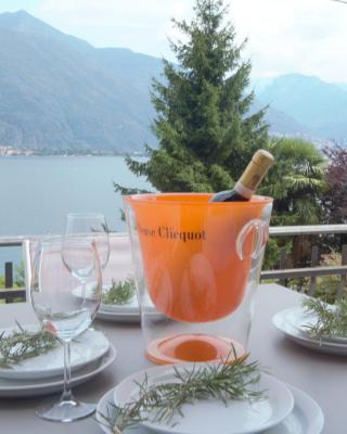 Lakeside relais