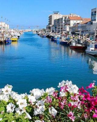 #PalavasLesFlots #2bedrooms #AirConditioned #100MetersFromTheBeach