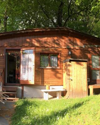Chestnut's Little Chalet