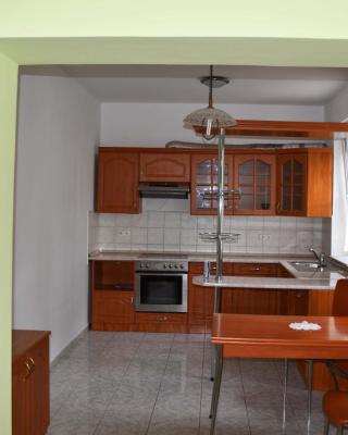 Pilikán Apartments Lenti
