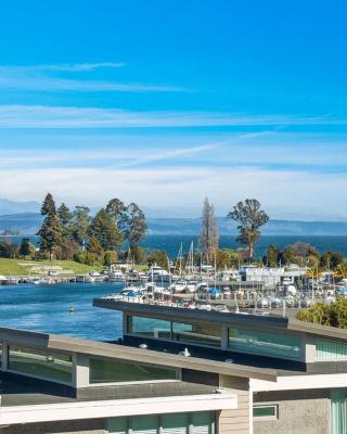 24 Marina View Retreat - Taupo Holiday Apartment