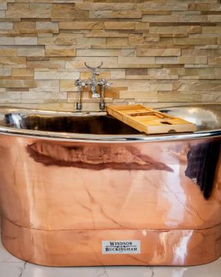 Relax in Super Size Copper Tub - 2 bedroom villa